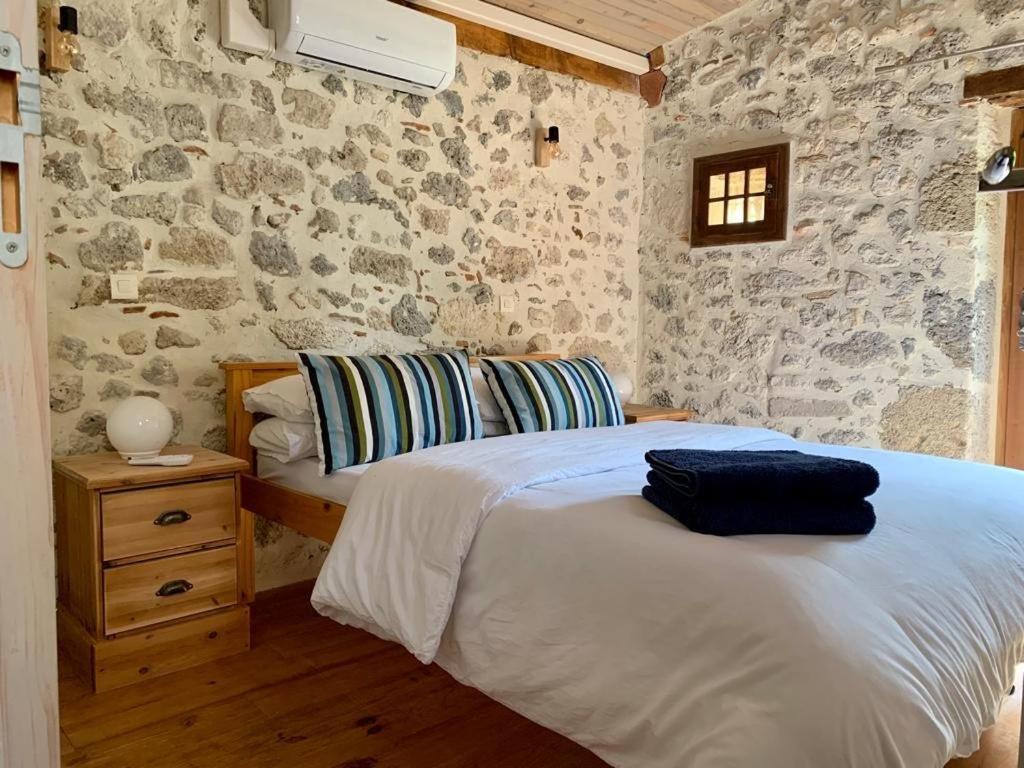 Gites De Verger, Stylish Self Catering Cottages In Sos Zewnętrze zdjęcie